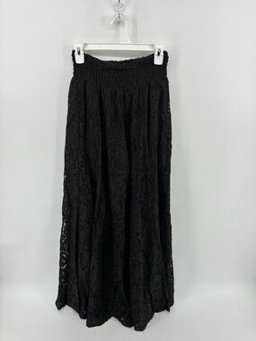 UCHUU Montreal Black Lace Super Wide-Leg Floral Lace Lined Palazzo Pants
